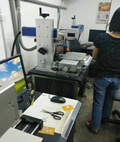 马来西亚客户使用KOK网页版官方网站激光光纤激光打标机