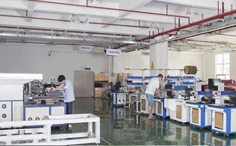 KOK网页版官方网站激光的工程师们和机器们还是一样朝夕相处