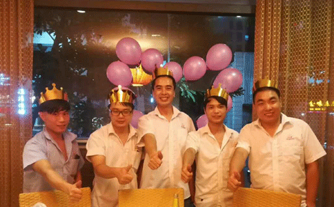 KOK网页版官方网站激光九月生日会
